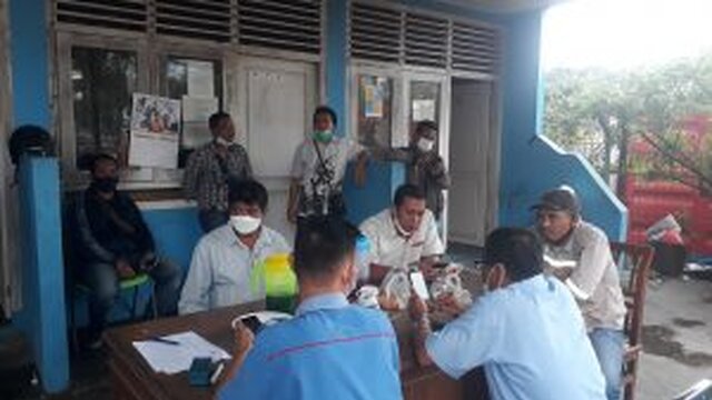 Pengguna Jasa Pelabuhan Pangkalbalam Keluhkan Fasilitas Ruang Rendal Pelindo ll