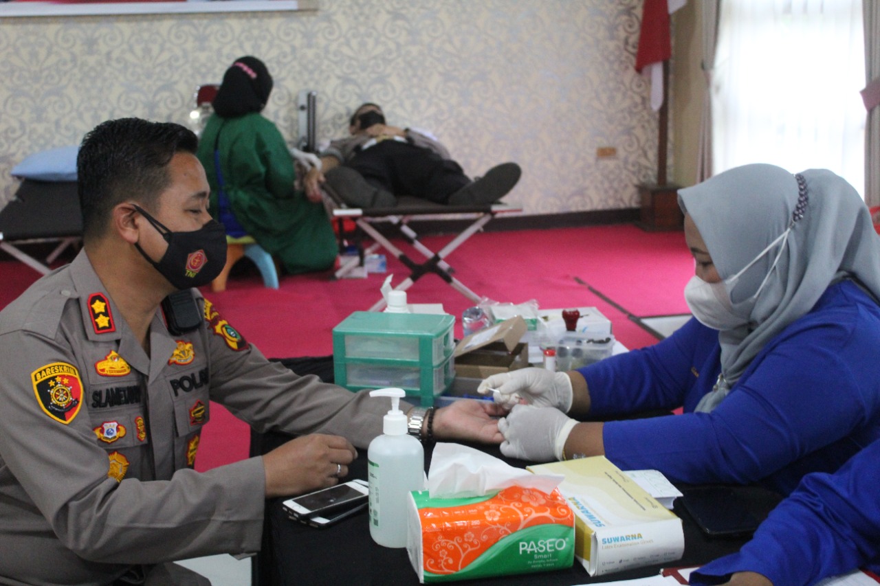 HUT Bhayangkara ke 75