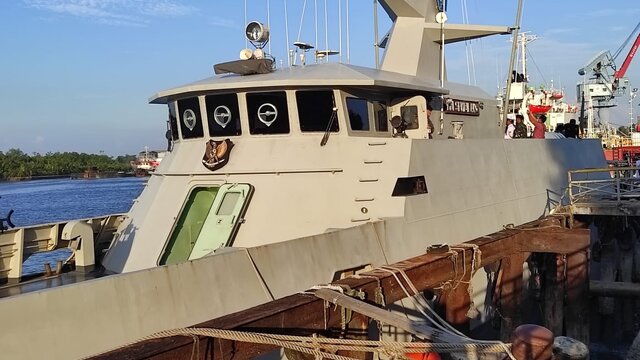 Danguspurla Koarmada I TNI AL Kunjungi KRI Sembilang-850 Babel