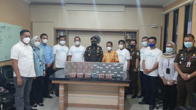 PT.Kramayudha Sapta Serahkan Hutang PBB Rp.2 Milyar Lebih Kepada Pemkot Pangkalpinang