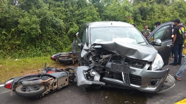 Suzuki Ertiga Alami Kecelakaan di Desa Dendang Bangka Barat