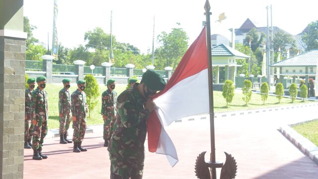 Danrem 045/Gaya Lepas Personel Penebalan Satgas Teritorial ke Papua