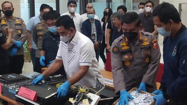 Polisi Tangkap 5 Tersangka Pinjaman Online Ilegal "Rp Cepat"