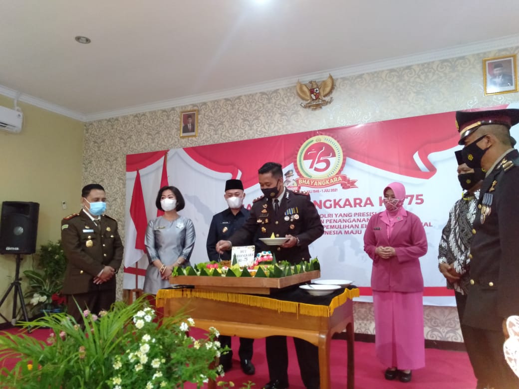 HUT Bhayangkara ke-75