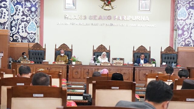 Walikota Pangkalpinang Sampaikan Tiga Raperda ke DPRD Kota Pangkalpinang