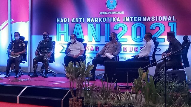 Danrem 045/Gaya Menerima Penghargaan dari BNN Provinsi Bangka Belitung