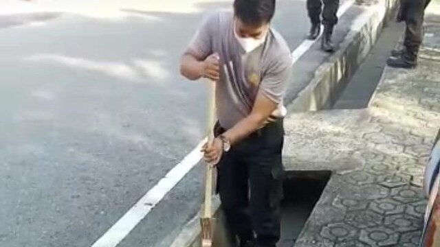 Wujud Kepedulian Anggota Polisi Polda Babel Kepada Masyarakat