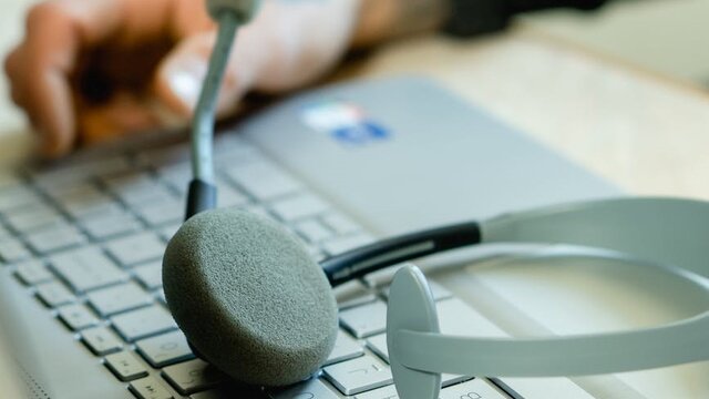 Kecewa Dengan Telkomsel, Konsumen Sarankan Telkomsel Belajar Pada Indosat