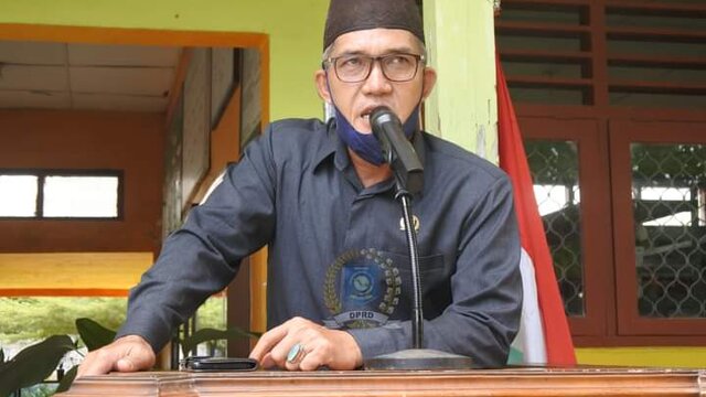 Anggota DPRD Babel Ini Adakan Reses di SMAN 1 Mendo Barat