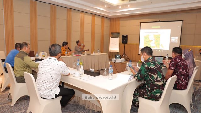 Aktifitas Tambang Di Teluk Kelabat Dalam di Berhentikan Sementara