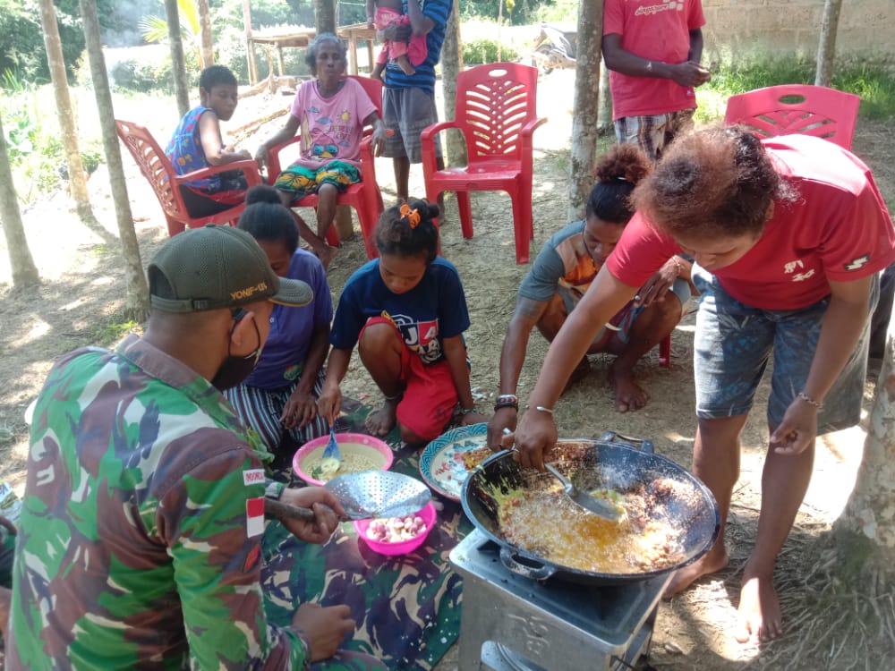 Satgas Pamtas RI-PNG Yonif 131/Brs
