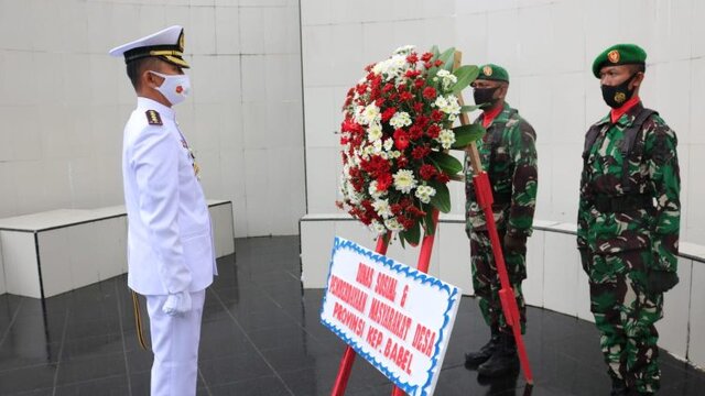 Danlanal Babel Pimpin Upacara Ziarah Nasional Hari Pahlawan 2021