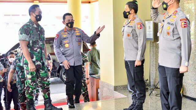 Bertemu Panglima, Kapolri Pastikan Sinergitas dan Soliditas TNI-Polri Ditingkatkan 