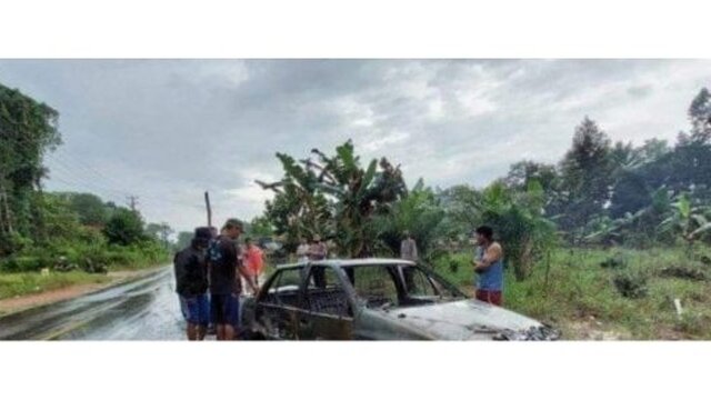 Satu Unit Minibus Terbakar di Seputaran SPBU Desa Kace