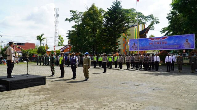 Polres Toraja Utara Gelar Apel Pasukan Ops Zebra Lipu 2021