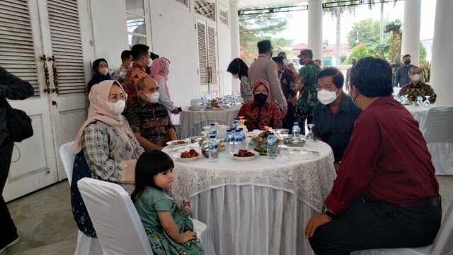 Inilah Yang Dilakukan Mensos RI Saat Mengunjungi Rumdin Walikota Pangkalpinang
