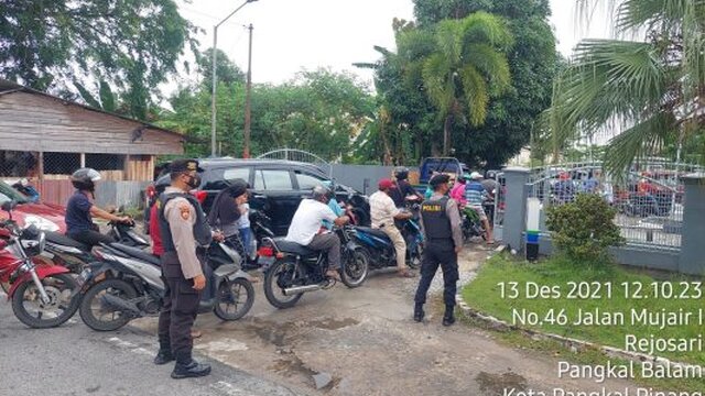 Tanggapi Keluhan Masyarakat, Polres Pangkalpinang Laksanakan Patroli Rutin Di SPBU