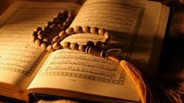 Al-Qur'an Sebagai Pedoman dan Penyelamat Dunia Akhirat