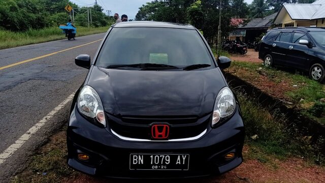Jatuh Saat Meyalip Mobil, Warga Petaling Tewas Usai Ditabrak Motor