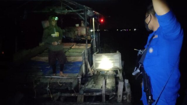 Timgab Tertibkan Aktivitas TI Ilegal Di Teluk Kelabat Dalam