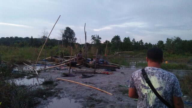 Polsek Riau Silip Lakukan Pengecekan Aktivitas Tambang Di Lahan Perkemahan Desa Silip