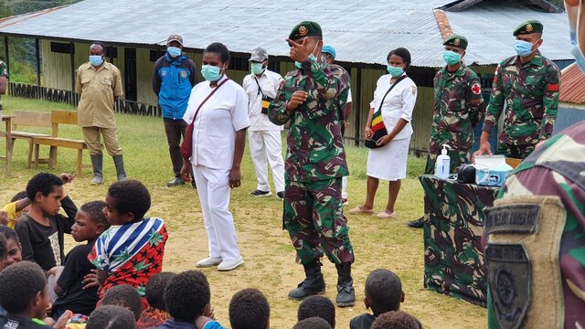 Edukasi Pencegahan Penularan Covid-19 Kepada Masyarakat Di Kabupaten Lanny Jaya