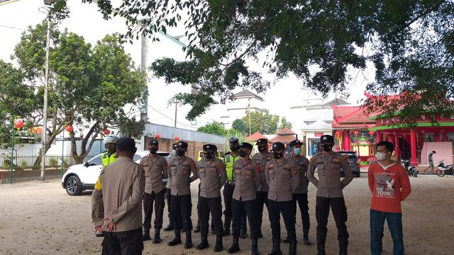 Polres Bateng Bersama Koramil Koba All Out Amankan Pelaksanaan Ibadah Imlek