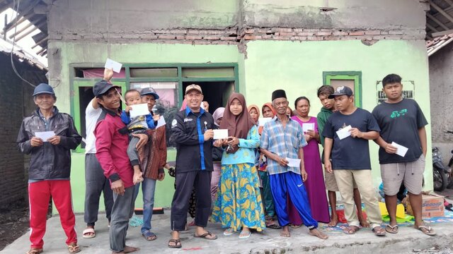 YPPN DIY dan AR Learning Center Berbagi Kebaikan Kepada Korban Semeru