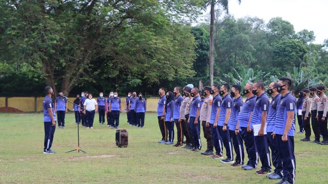 Polres Bangka Gelar Apel Pagi dan Olahraga Bersama Di Bina Satria