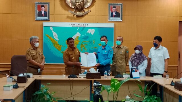 Bupati Belitung Serah Terima Pengelolaan Pembangunan SPAM Gunung Mentas