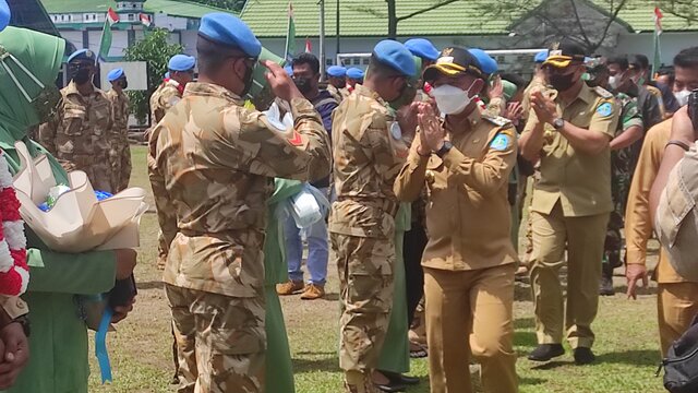 Bupati Bangka Pimpin Penyambutan Satgas Yonmek XXIII – O Unifil Lebanon