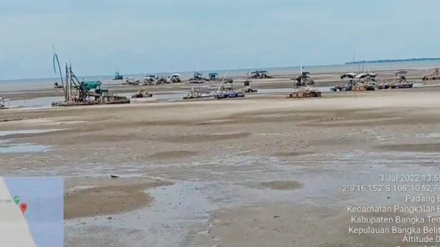 Penambang Ilegal Hajar WIUP PT.Timah Di Perairan Laut Sampur