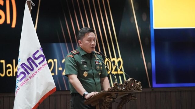 Brigjen TNI Iroth Beri Bimbingan Teknis Media Siber