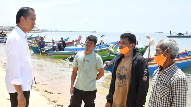 Presiden Jokowi Serap Keluhan Nelayan di Bangka Barat