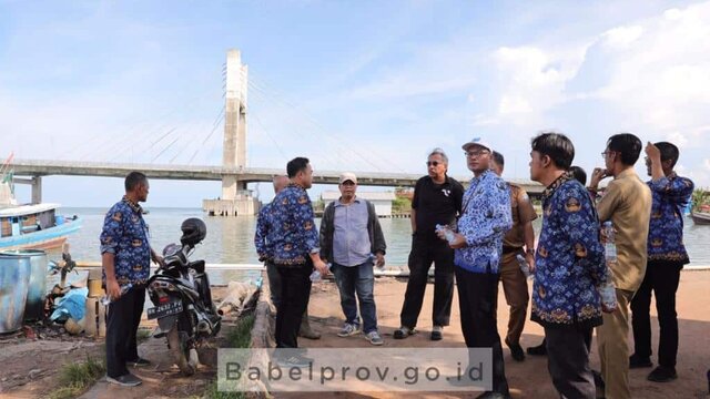 Pj Gubernur Babel Tegaskan Penerapan Budaya Kerja Bersih di TPI Muara Sungai Baturusa