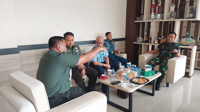 Danrem 045/Gaya Terima Kunker Tim Kajian Setjen Wantannas RI