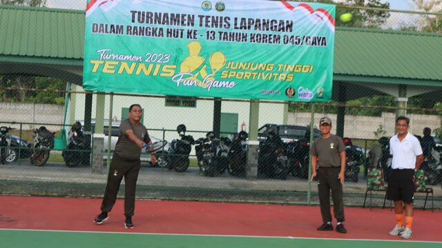 Peringati HUT Ke-13, Korem 045/ Gaya Adakan Turnamen Tenis Lapangan