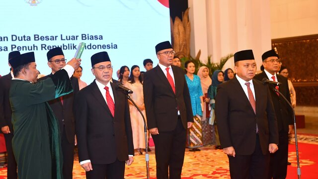 Inilah 12 Nama Dubes LBBP RI yang Dilantik Presiden Jokowi