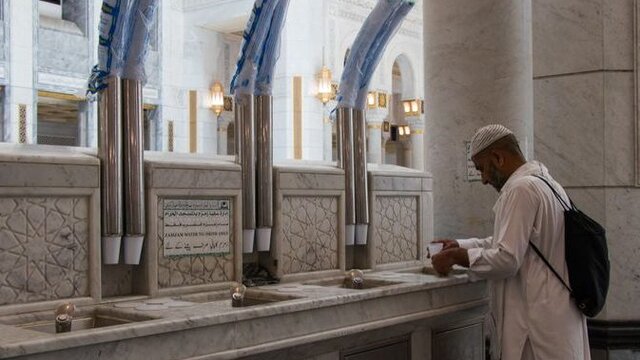 Koper Berisi Air Zamzam Akan Dibongkar, Ini Alasannya