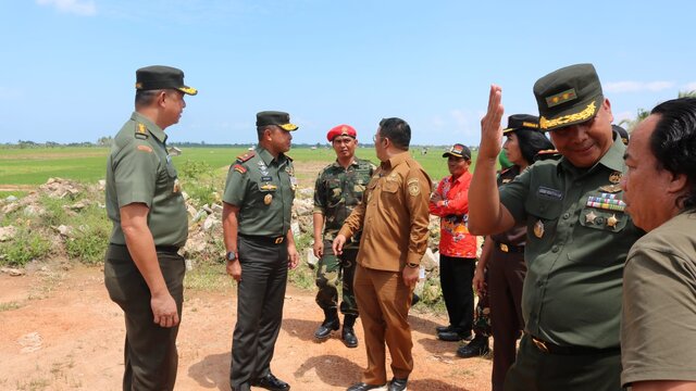 Danrem 045/Gaya Resmikan Penggunaan Fasilitas Air Bersih di Bangka Selatan