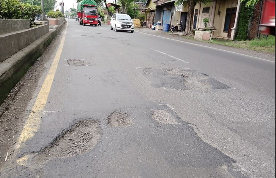 Jalan Rusak