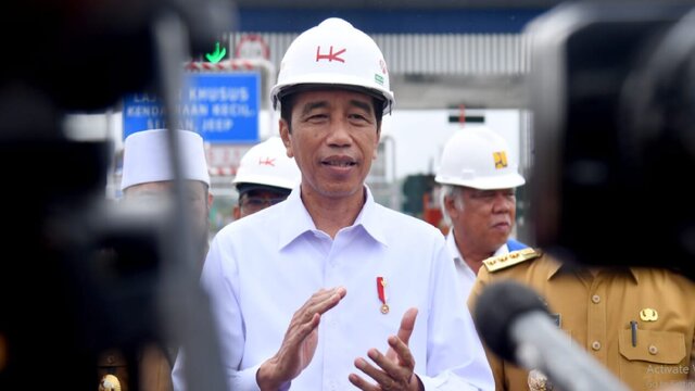 Jokowi Katakan Perbaikan Jalan Rusak di Sejumlah Provinsi Sudah Dimulai