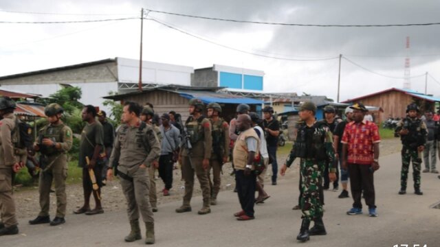 Antisipasi Perang Suku Susulan, Satgas Yonif MR 411 Kostrad Bersinergi Fasilitasi Mediasi