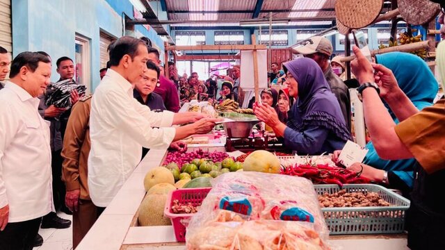 Presiden Jokowi: Inflasi Terkendali, Pasokan Banyak