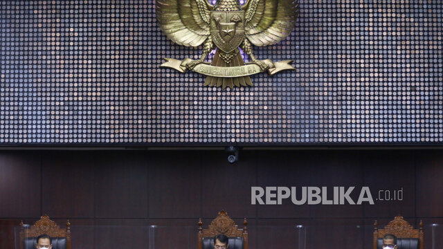 Senin (7/8) MK Dengar Keterangan Ahli Pemohon Dalam Sidang Uji UU Cipta Kerja