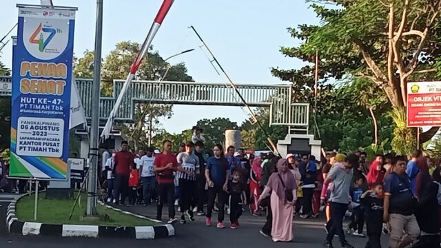 Ribuan Masyarakat Tumpah Ruah Ikuti Pekan Sehat PT Timah Tbk