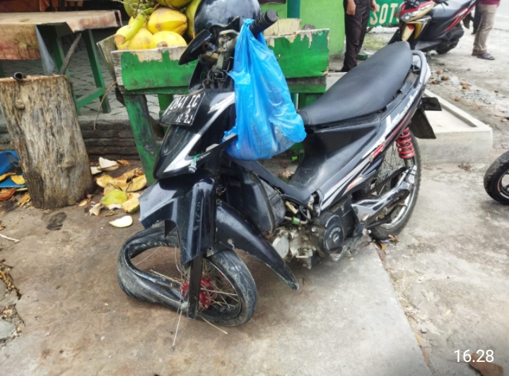 Kondisi motor yang ringsek.