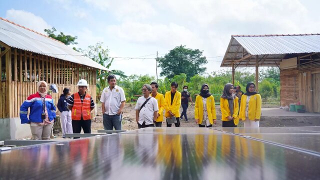 Pemanfaatan Sinar Matahari untuk Pertanian Ramah Lingkungan