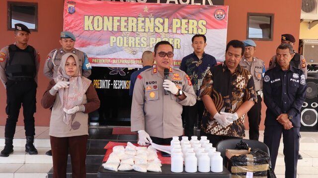 Polres Paser Ungkap Peredaran 20.000 Obat Keras Jenis Dobel L