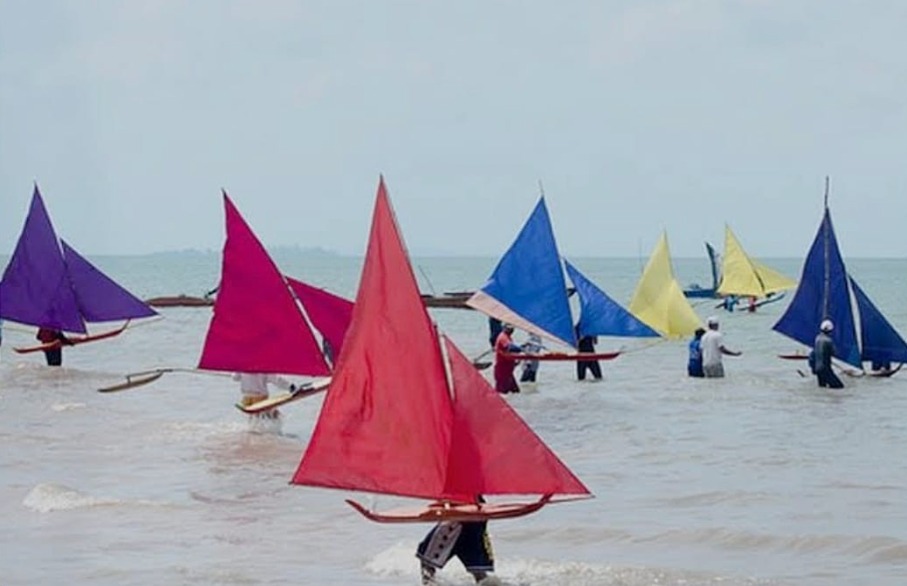 PT Timah Tbk Sambut Tradisi Jong Sampan